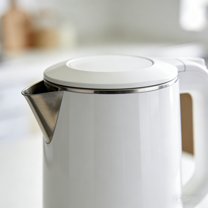 1.8L Large Capacity Food-Grade Stainless Steel Kettle, Fast Boiling, Auto Power Off & Dry Boil Protection, Heat Preservation & Anti-Scald, Easy to Clean, Quiet Operation.🥛